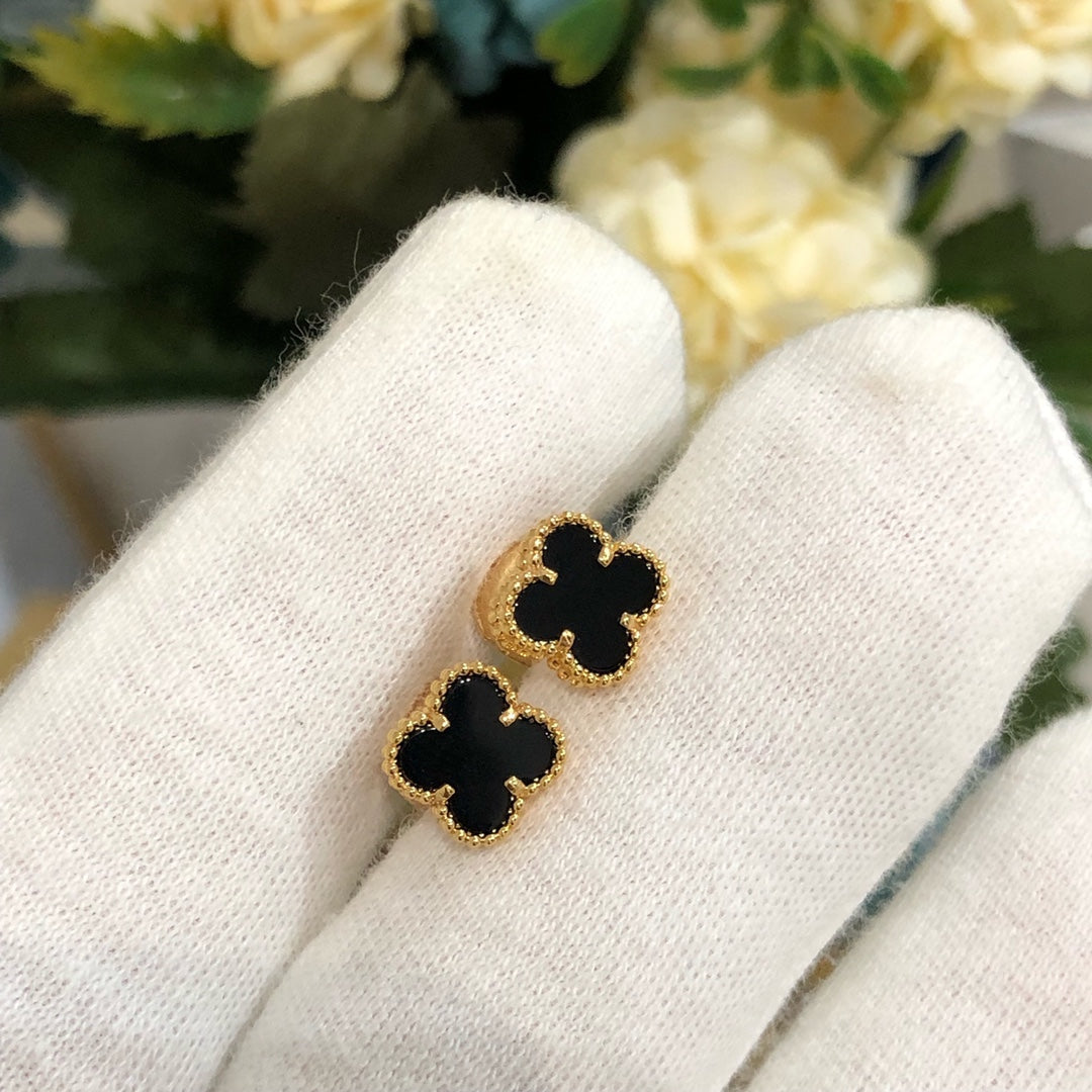 [Glitter Jewelry]CLOVER MINI GOLD EARRINGS