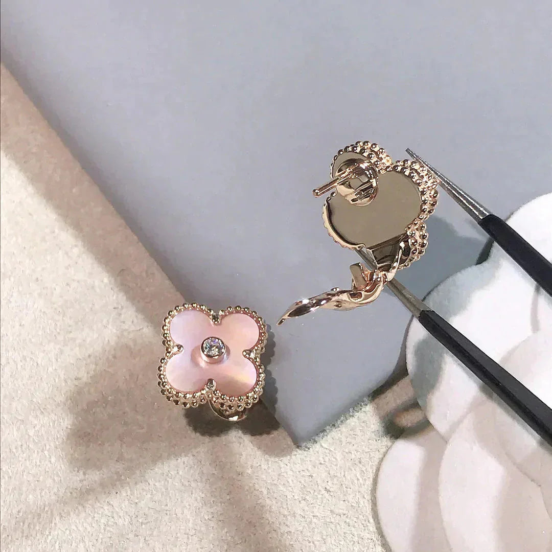 [Glitter Jewelry]CLOVER MEDIUM 1 MOTIFS  PINK MOP DIAMOND EARRINGS