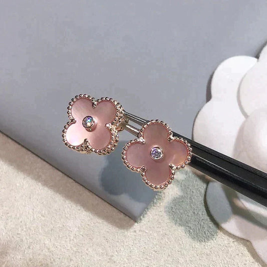 [Glitter Jewelry]CLOVER MEDIUM 1 MOTIFS  PINK MOP DIAMOND EARRINGS
