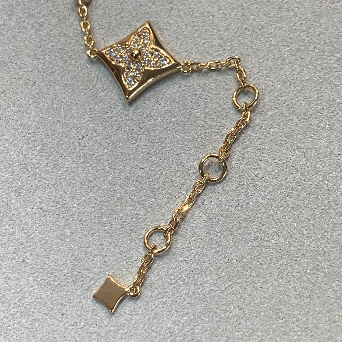 [Glitter Jewelry]STAR AND SUN 4 MOTIFS GOLD DIAMONDS BRACELET