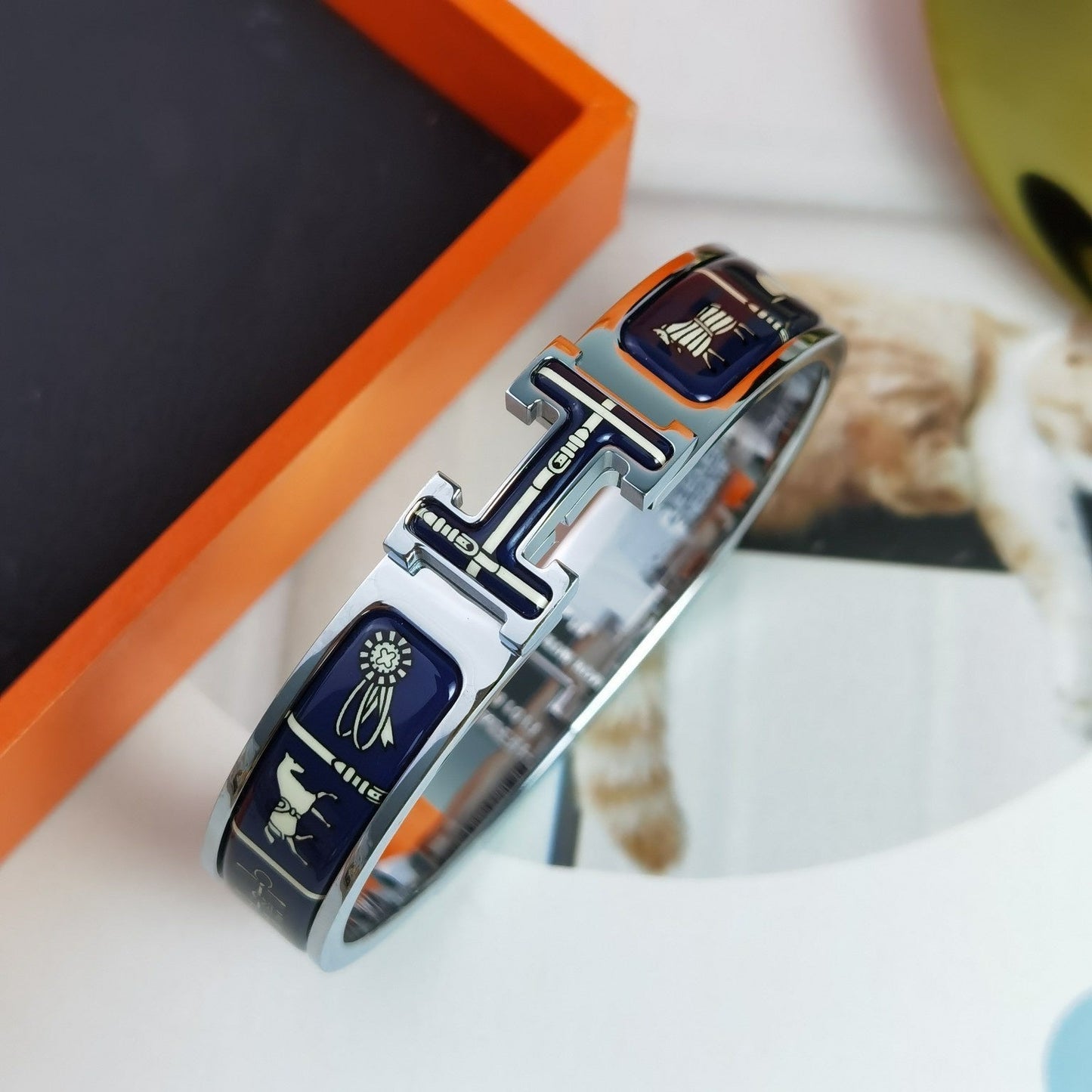 [Glitter Jewelry]H COUVERTURES DARK BLUE BRACELET