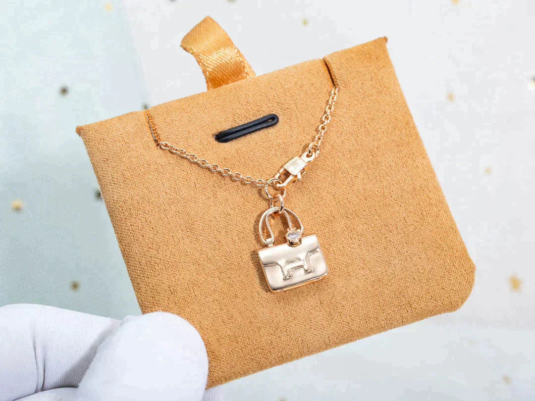 [Glitter Jewelry]AMULETTE PEDANT ROSE GOLD NECKLACE