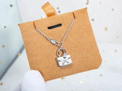 [Glitter Jewelry]AMULETTE PEDANT SILVER NECKLACE