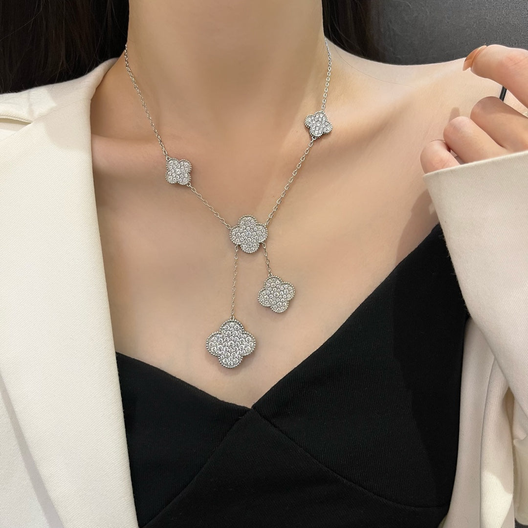 [Glitter Jewelry]CLOVER 5 MOTIFS SILVER DIAMONDS NECKLACE