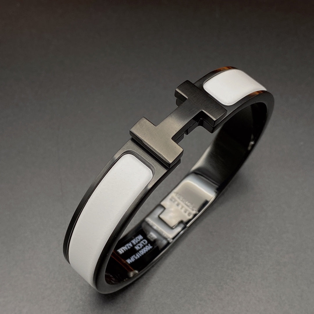 [グリッタージュエリー]Hブレスレット 12mm ブラック ホワイト セラミック