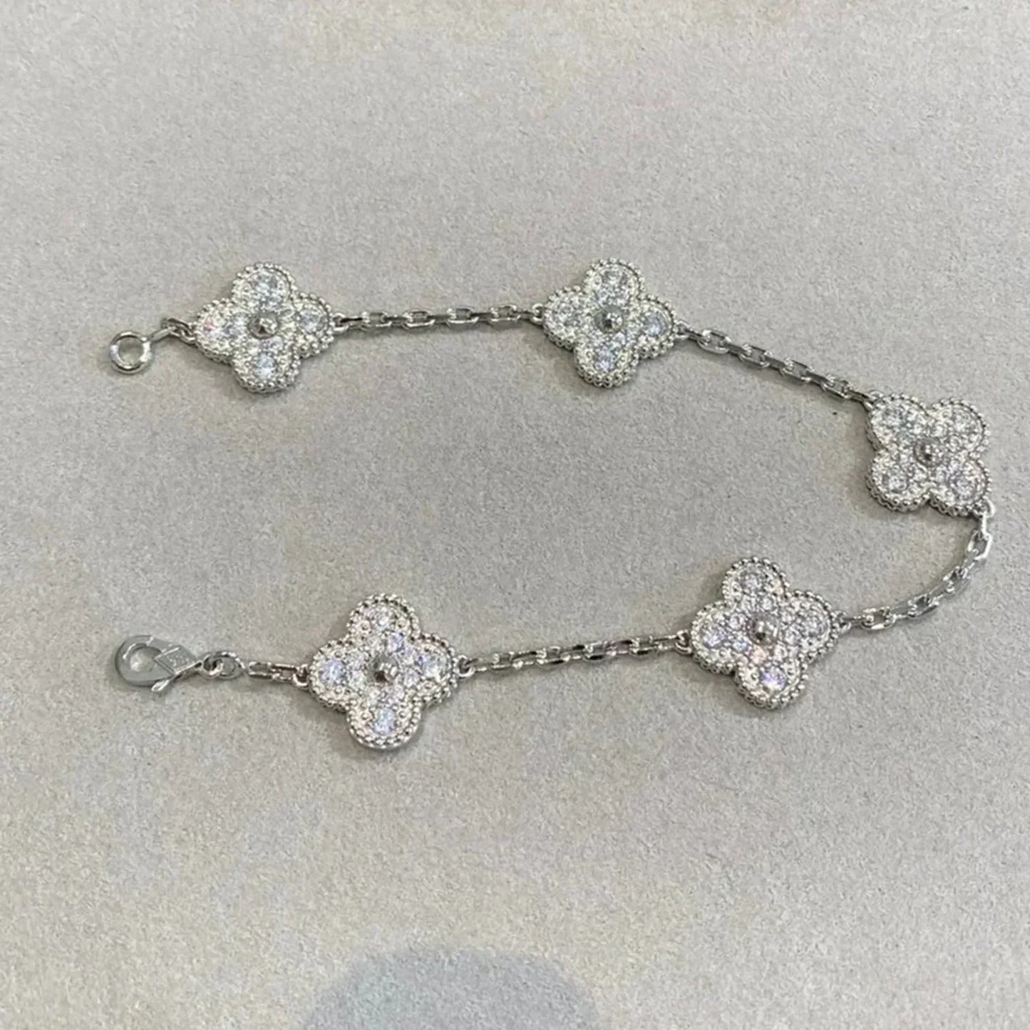 [グリッタージュエリー]クローバー 5モチーフ ダイヤモンドブレスレット シルバー