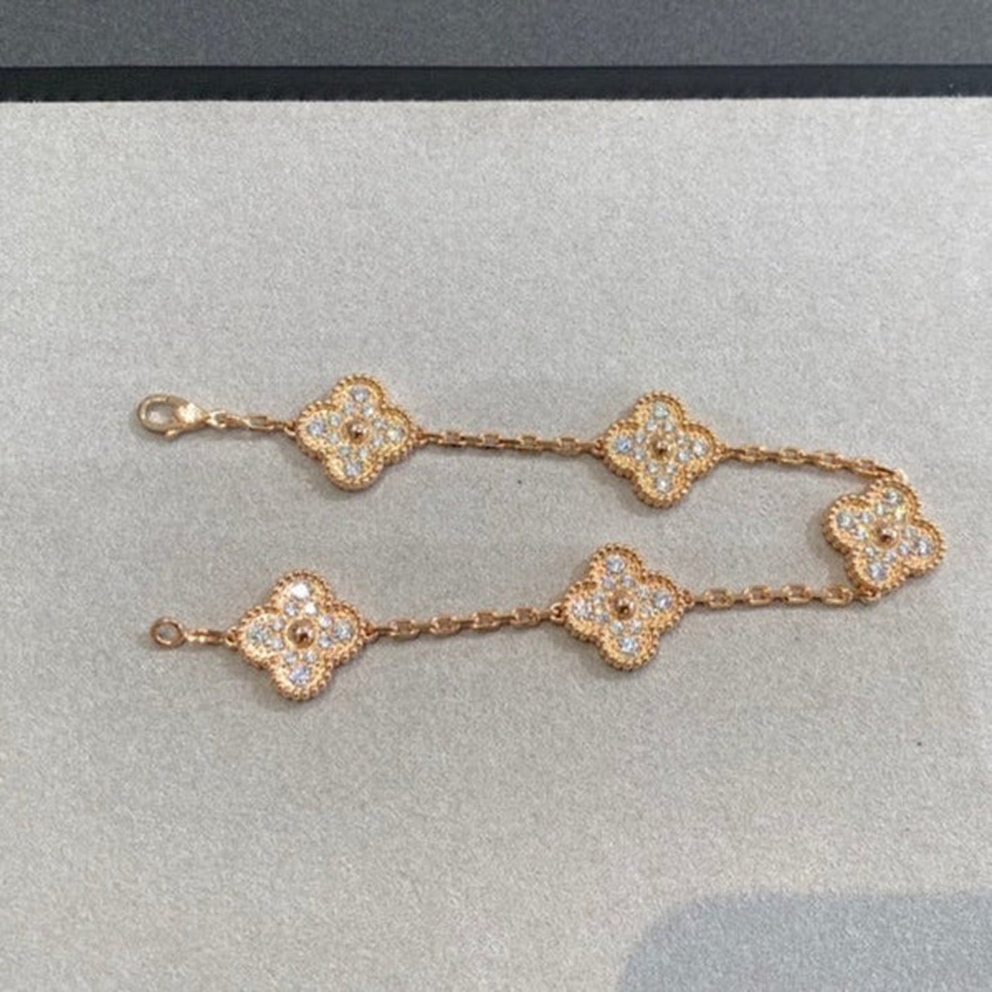 [Glitter Jewelry]CLOVER 5 MOTIFS  FULL DIAMOND BRACELET