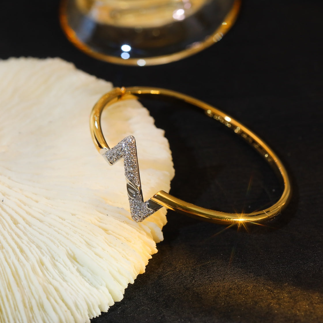 [Glitter Jewelry]VOLTE UPSITE DOWN GOLD DIAMOND BRACELET