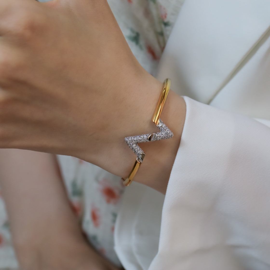 [Glitter Jewelry]VOLTE UPSITE DOWN GOLD DIAMOND BRACELET