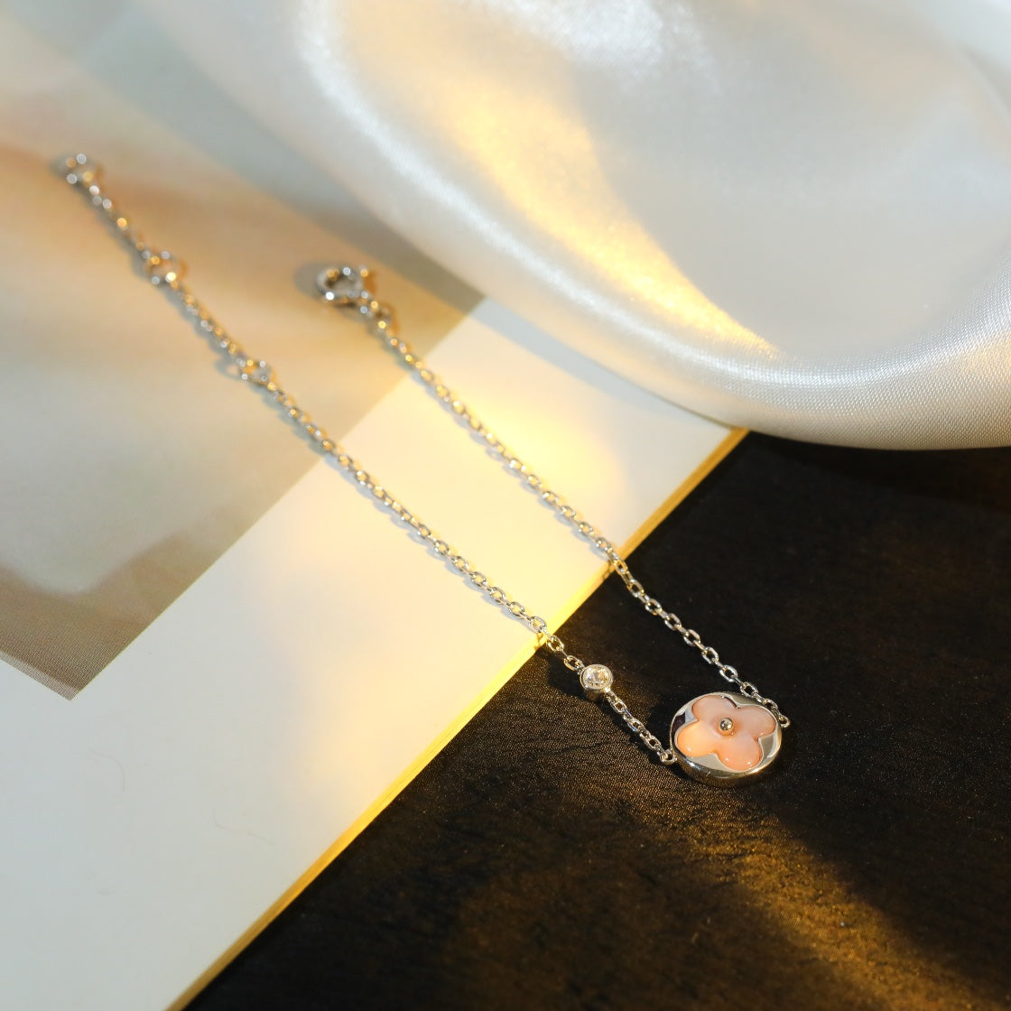 [Glitter Jewelry]SUN MOTIF PINK MOP SILVER BRACELET
