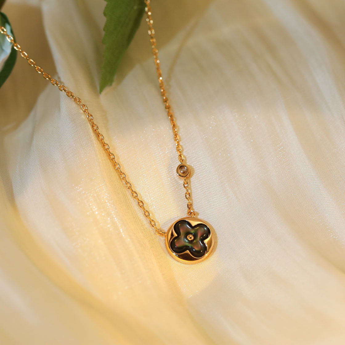 [Glitter Jewelry]SUN PEDANT PINK GOLD 1 DIAMOND NECKLACE