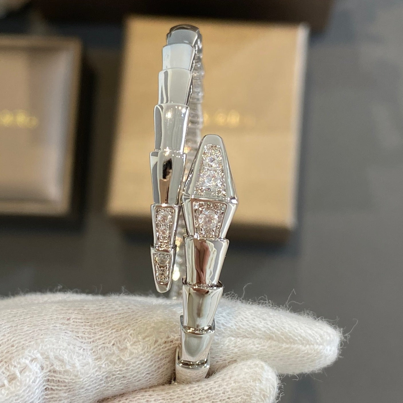 [Glitter Jewelry]SERPENTI BRACELET DIAMONDS SILVER