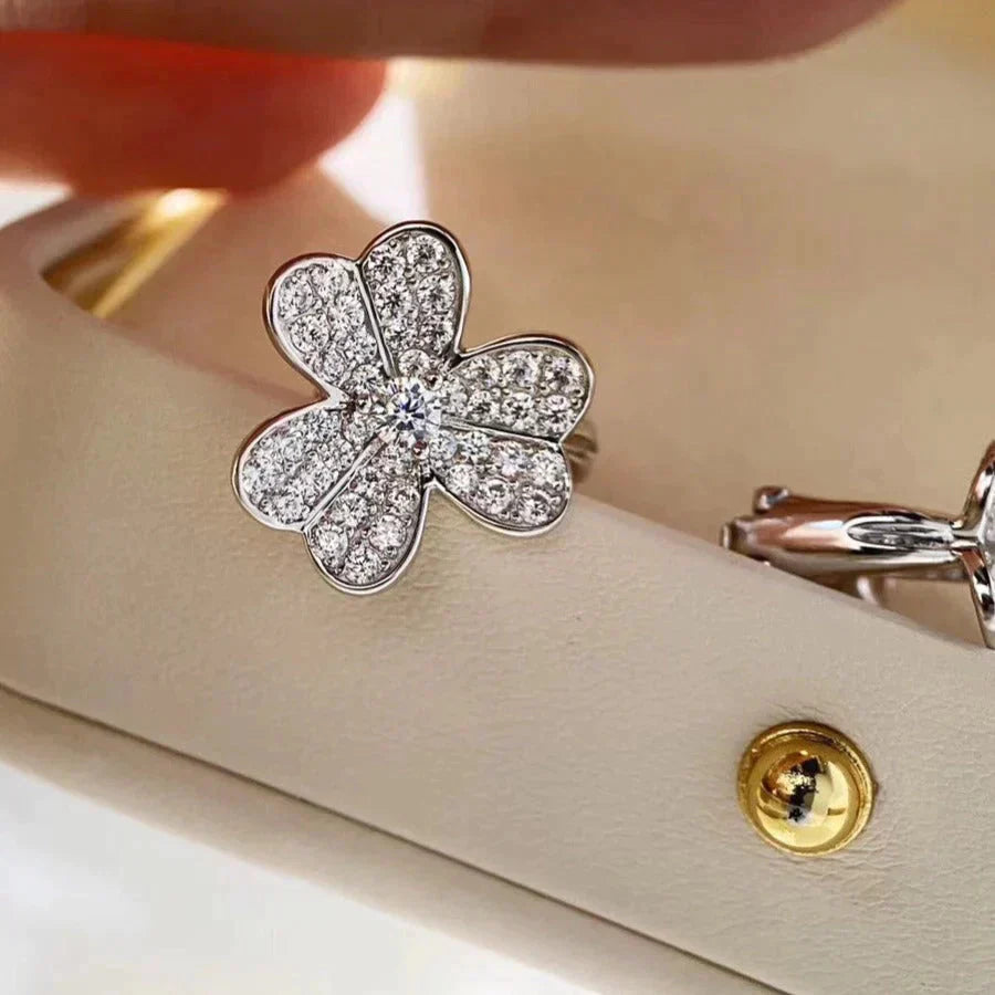 [Glitter Jewelry]CLOVER COMOS DIAMOND EARRINGS SILVER