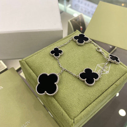 [Glitter Jewelry]CLOVER 5 MOTIFS SIVLER ONYX BRACELET