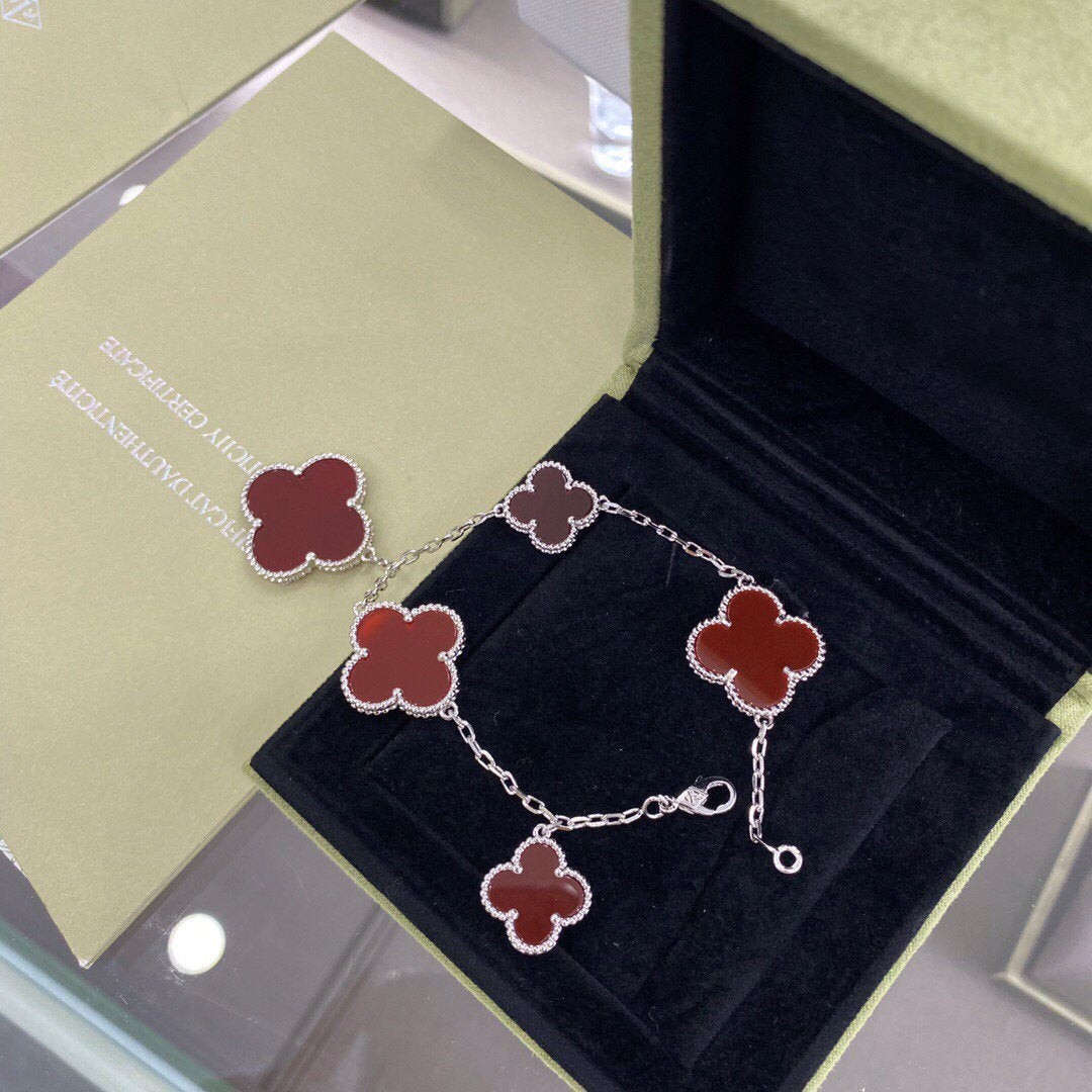 [Glitter Jewelry]CLOVER 5 MOTIFS SIVLER CARNELIAN BRACELET