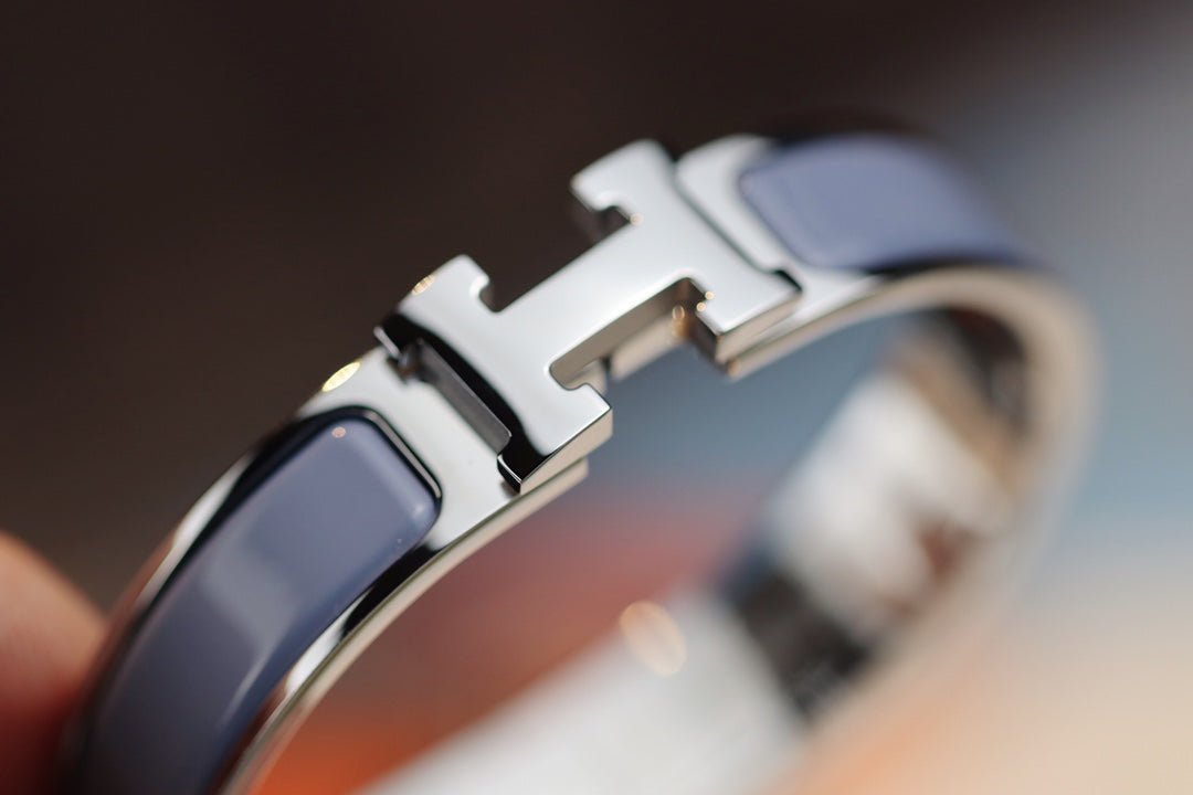 [グリッタージュエリー]Hブレスレット 12mm ブルーグレー