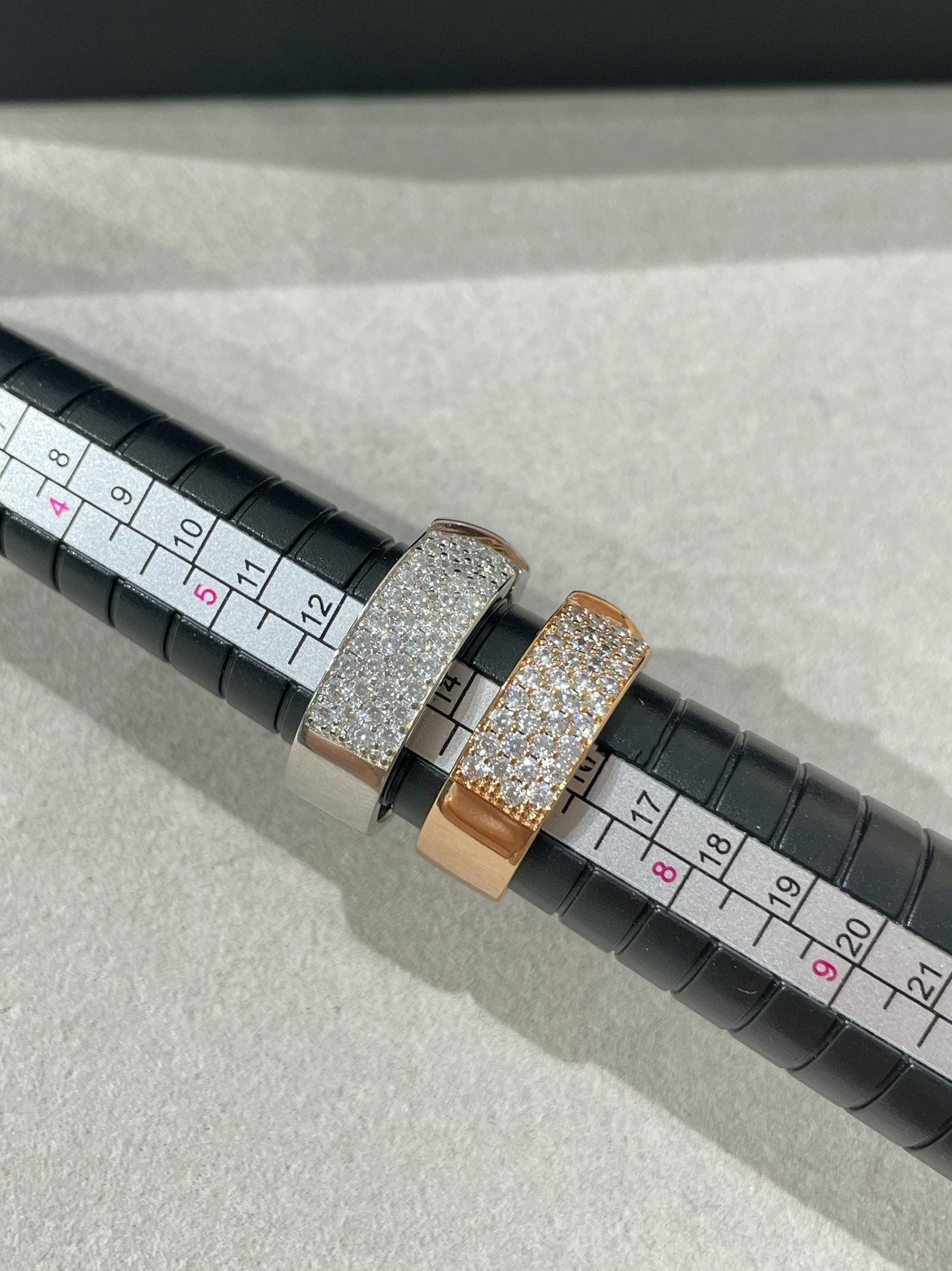 [Glitter Jewelry]LIENS EVIDENCE  DIAMOND PAVED RING