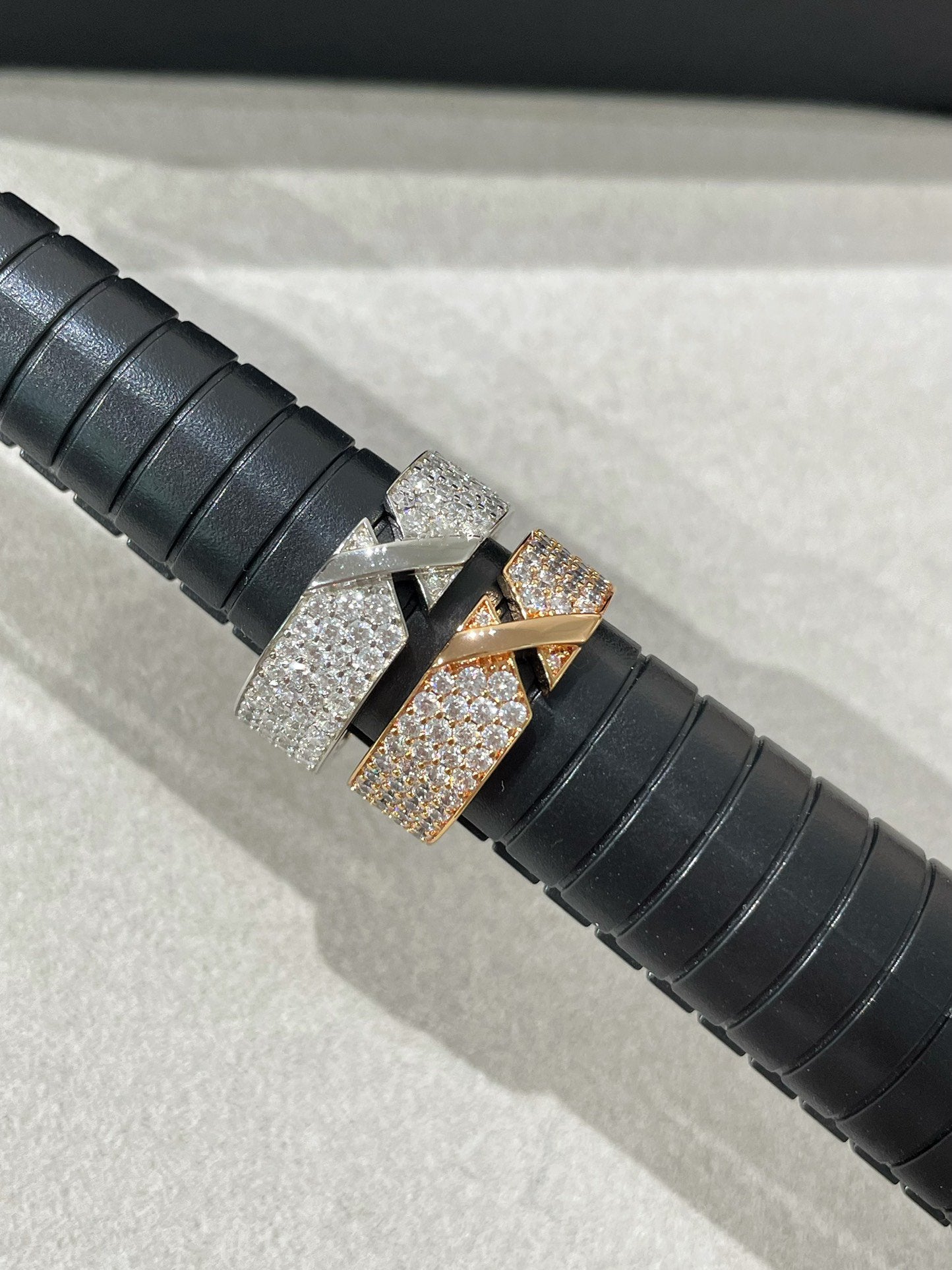 [Glitter Jewelry]LIENS EVIDENCE  DIAMOND PAVED RING