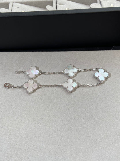 [Glitter Jewelry]CLOVER SILVER MOP 5 MOTIF BRACELET