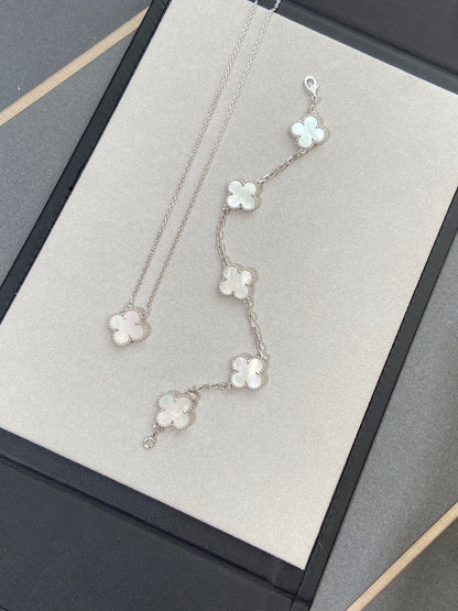 [Glitter Jewelry]CLOVER SILVER MOP 5 MOTIF BRACELET