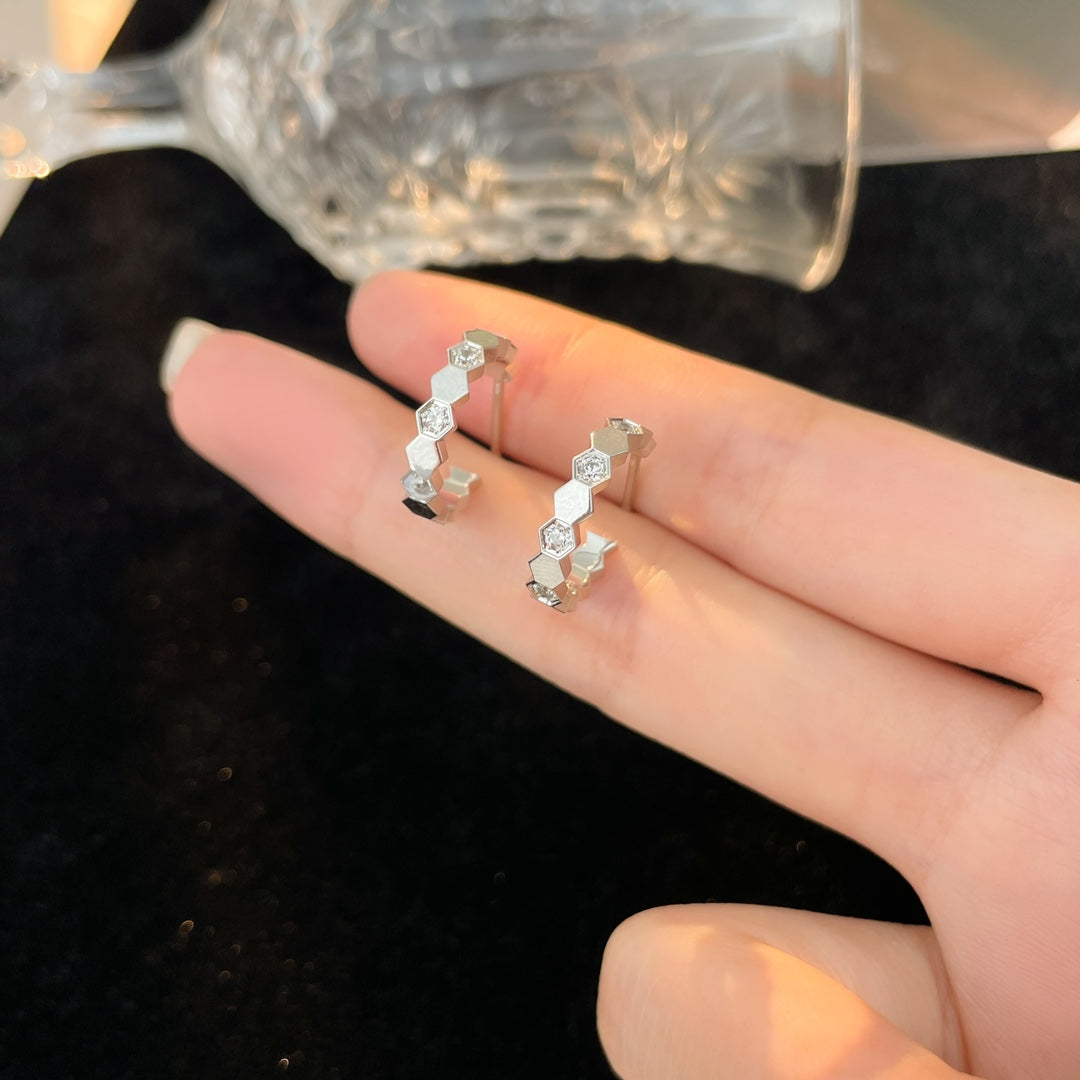 [Glitter Jewelry]BEE LOVE DIAMOND HOOP EARRINGS