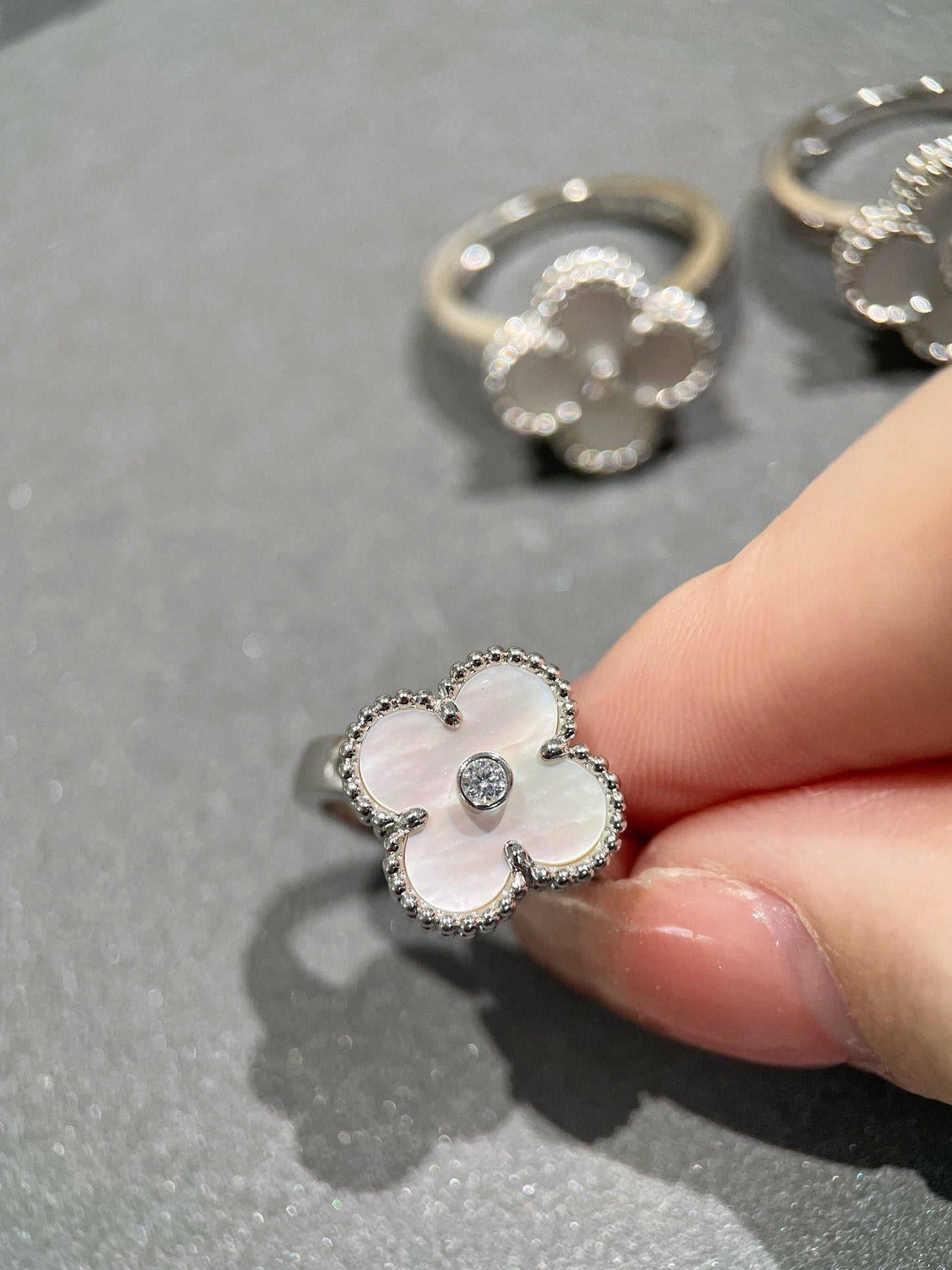 [Glitter Jewelry]CLOVER SILVER MOP DIAMOND RING