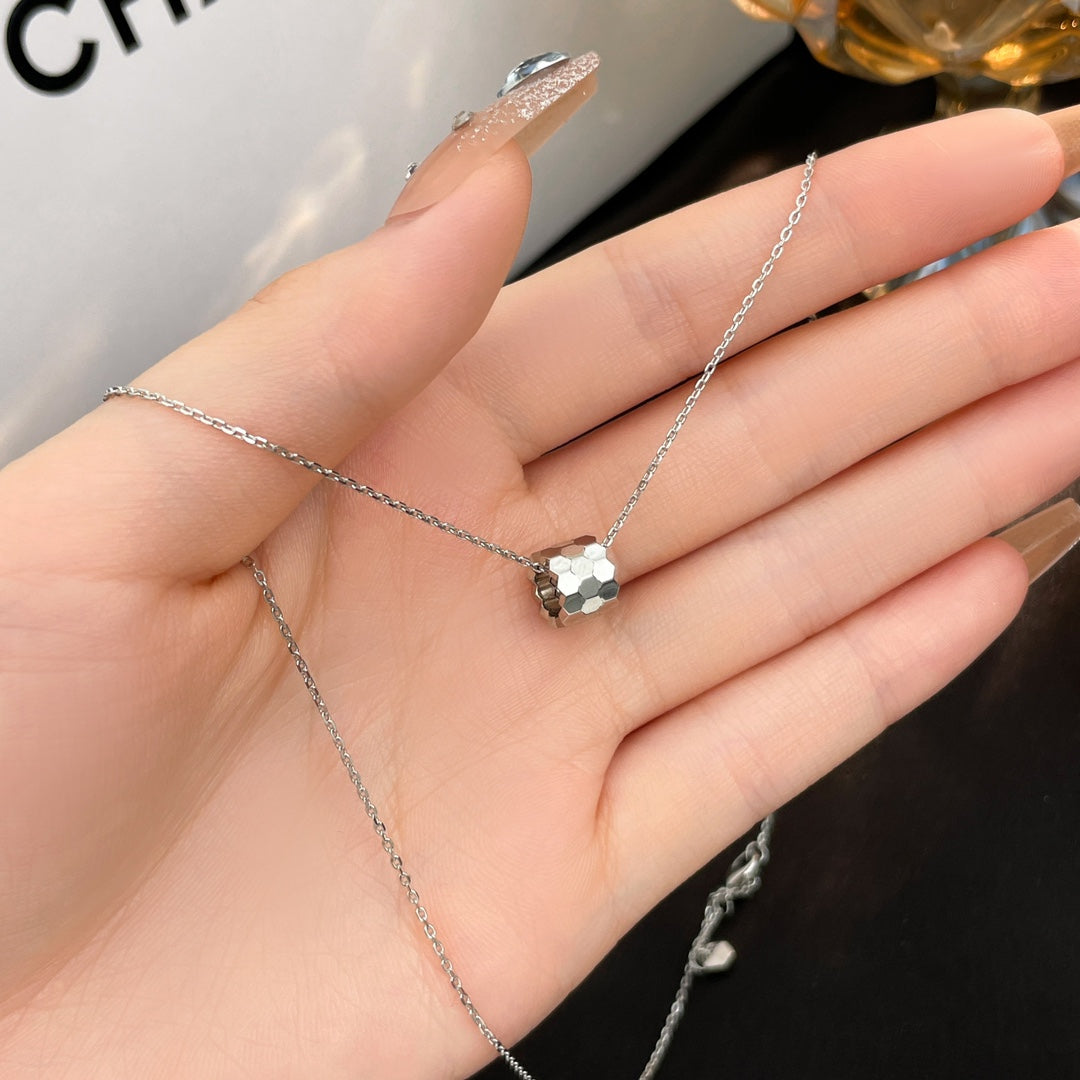 [Glitter Jewelry]BEE MINI NECKLACE