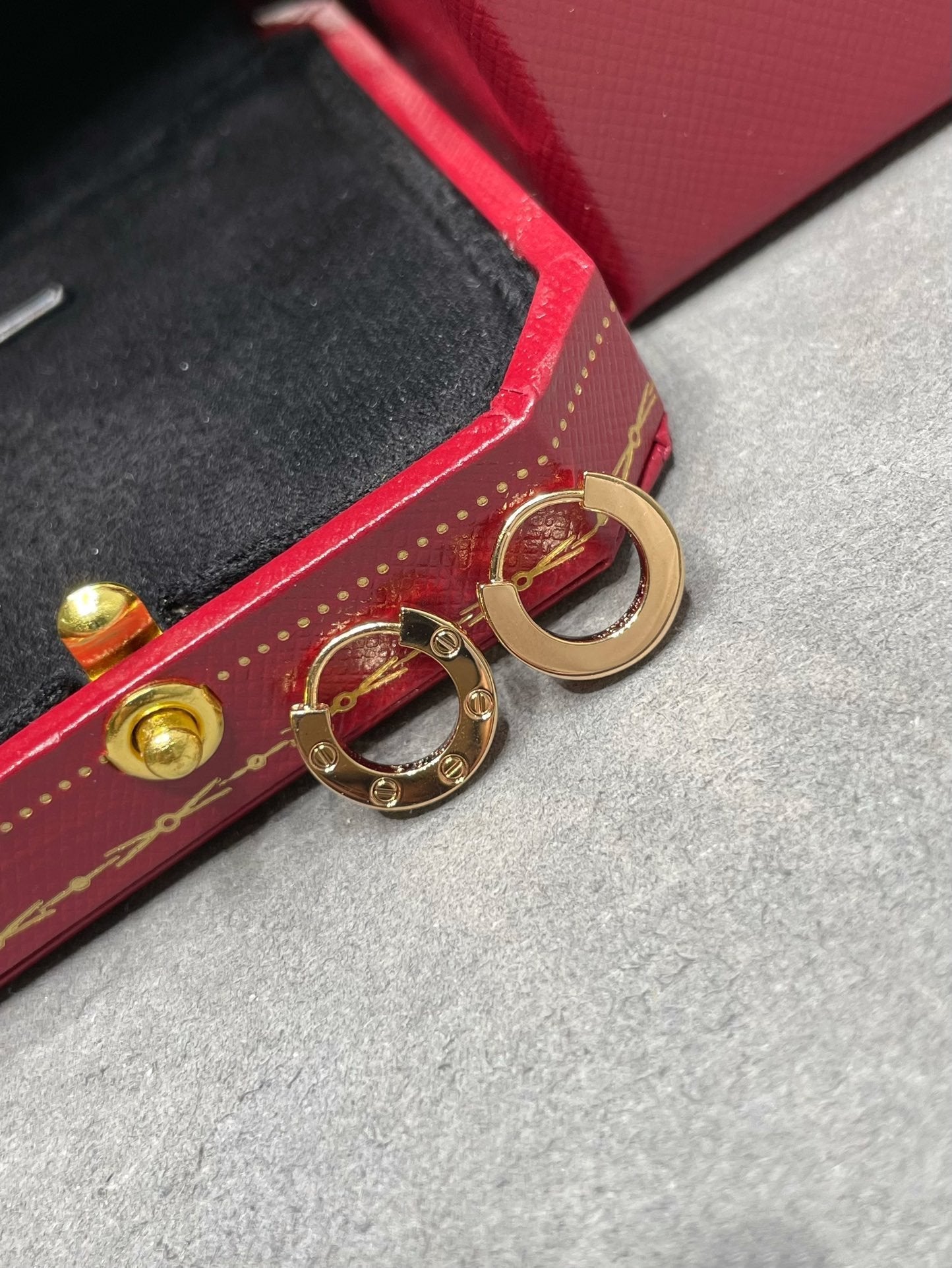 [Glitter Jewelry]LOVE MINI EARRINGS