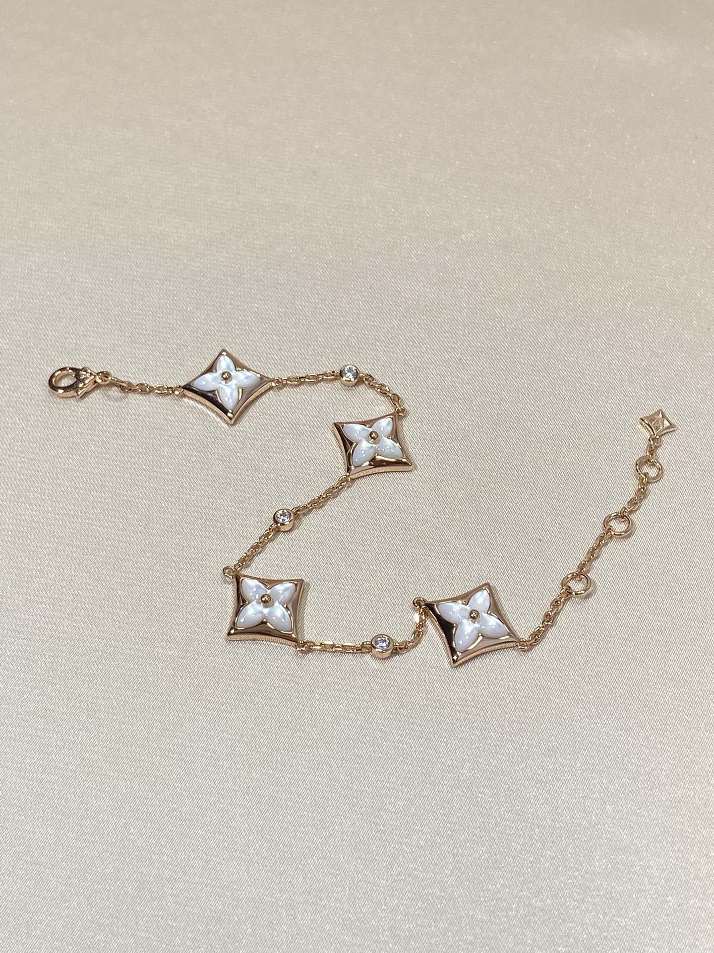 [Glitter Jewelry]STAR 4 MOTIF MOP DIAMOND PINK GOLD BRACELET