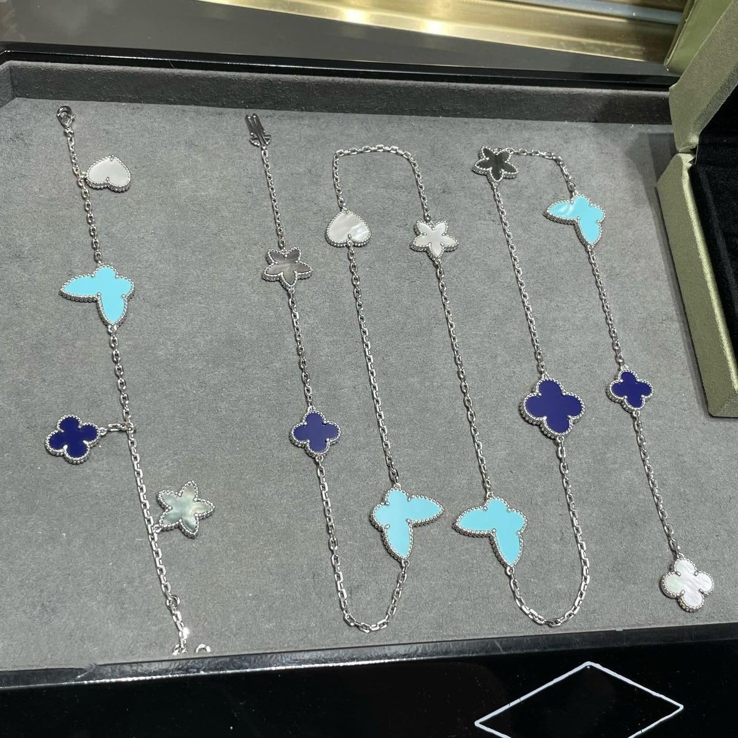 [Glitter Jewelry]LUCKY CLOVER SILVER 11 MOTIF NECKLACE