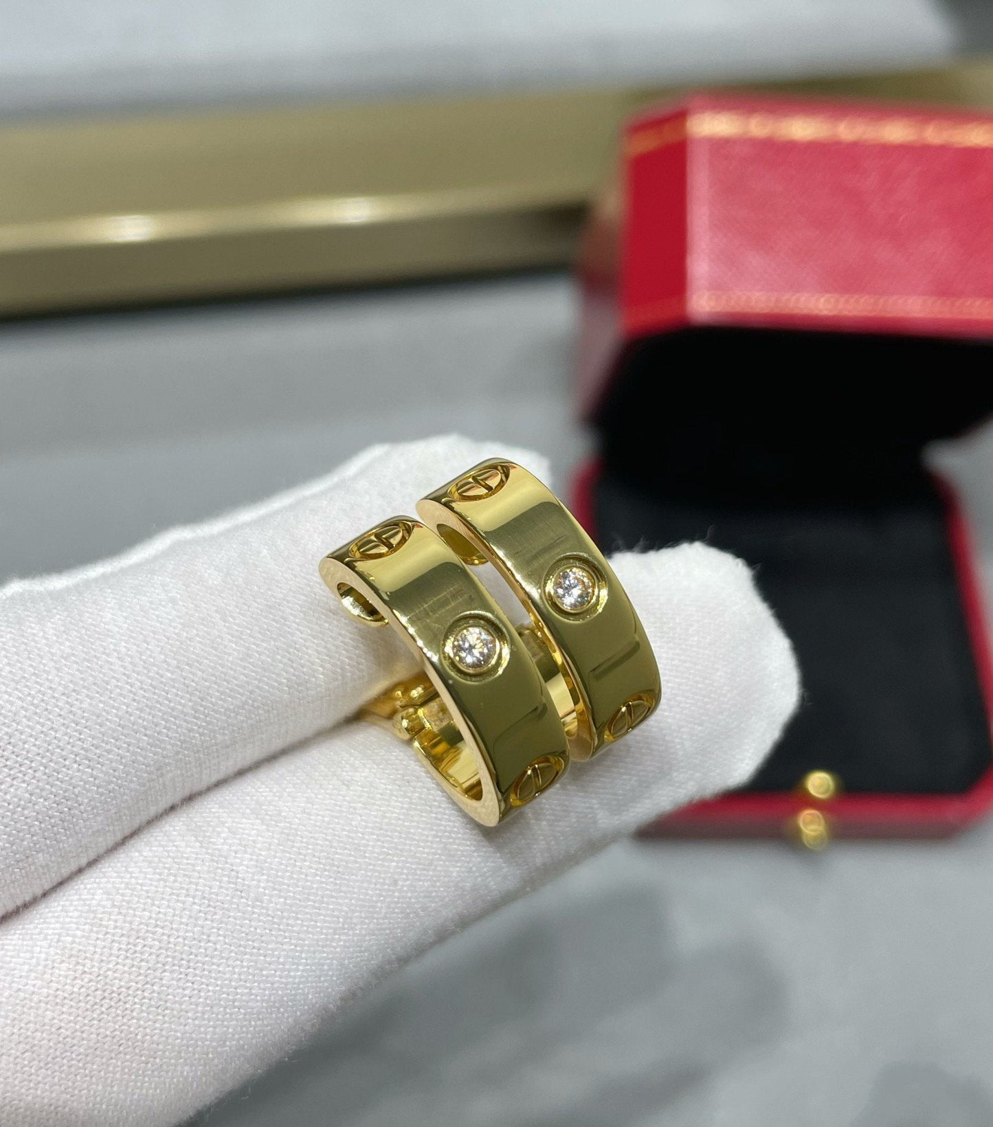 [Glitter Jewelry]LOVE 5.5MM 1 DIAMOND EARRINGS