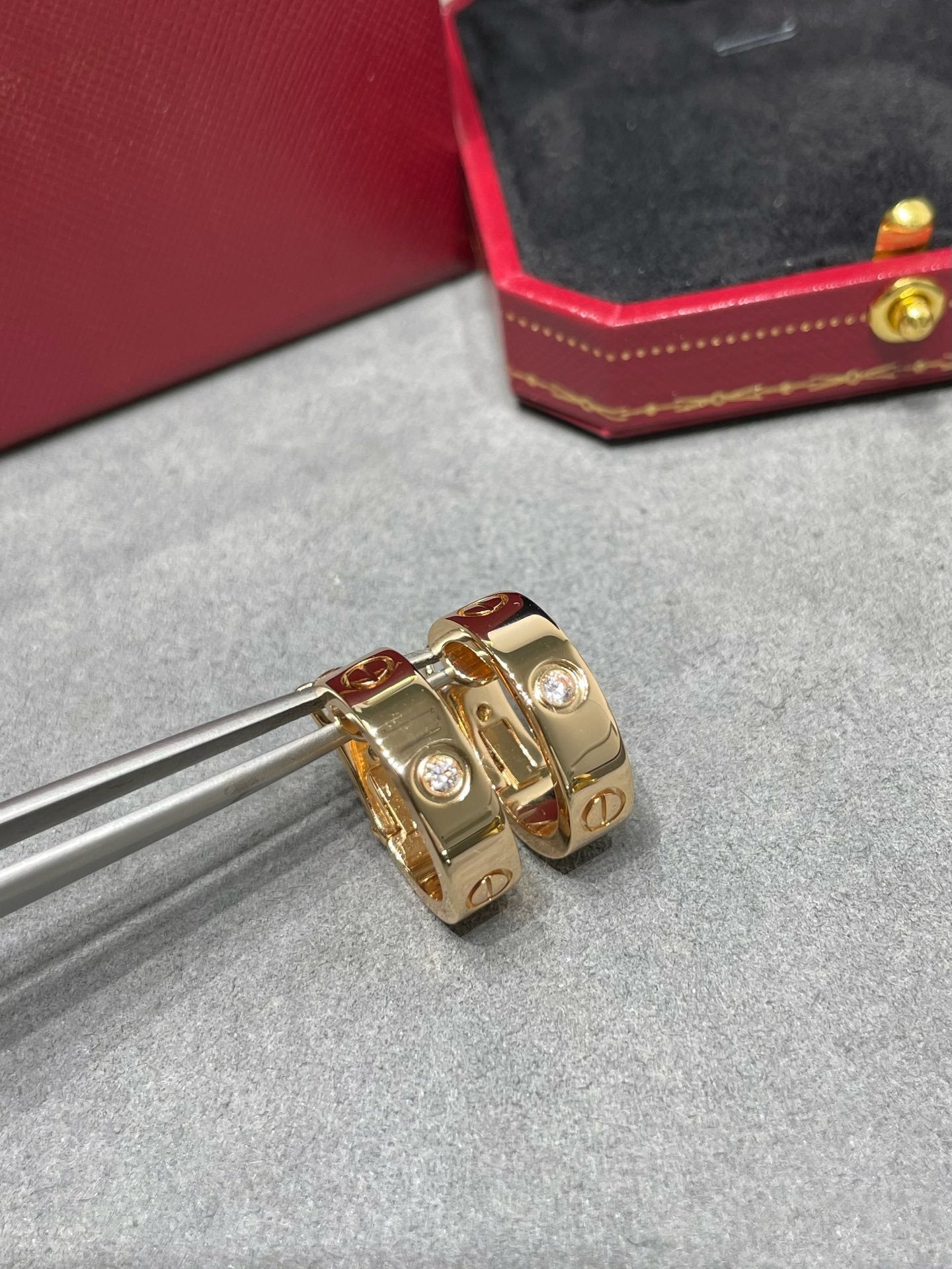 [Glitter Jewelry]LOVE 5.5MM 1 DIAMOND EARRINGS