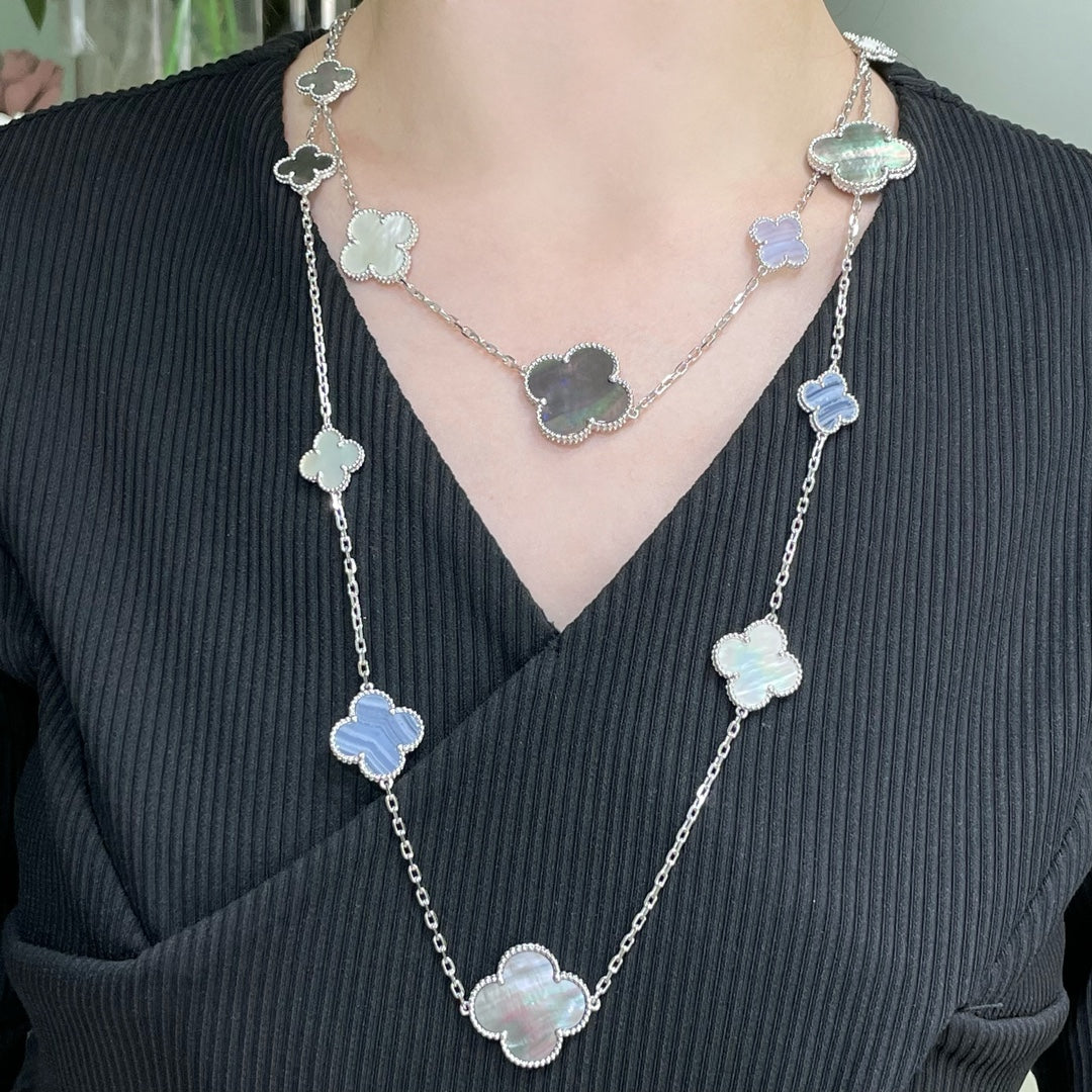 [Glitter Jewelry]CLOVER 16 MOTIF CHALCEDONY MOP SILVER NECKLACE