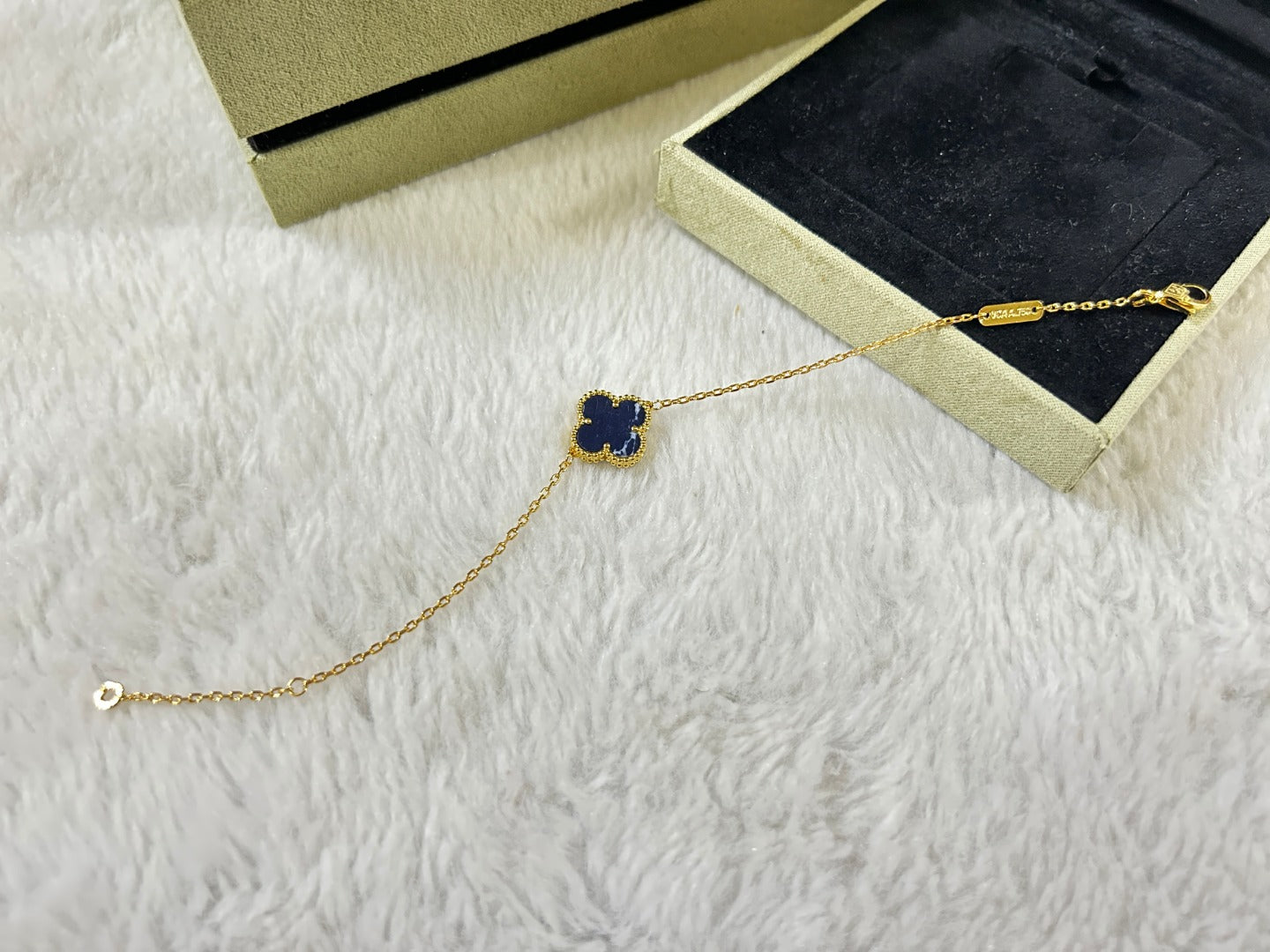 [Glitter Jewelry]CLOVER 1 MOTIF PIETERSITE BRACELET