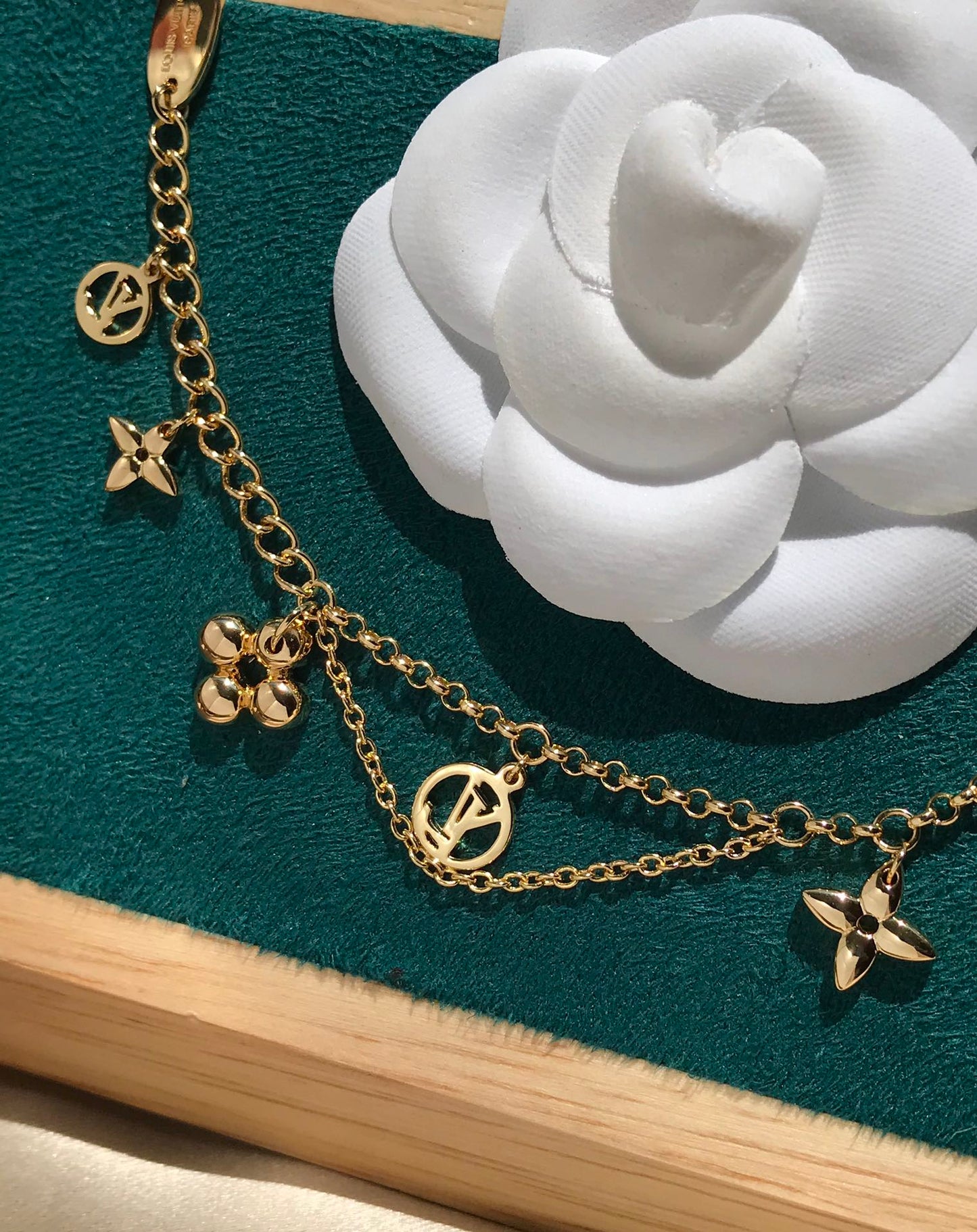 [Glitter Jewelry]BLOOMING PINK GOLD MOP BRACELET