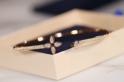 [Glitter Jewelry]IDYLLE GOLD OPEN BRACELET DIAMOND PAVED