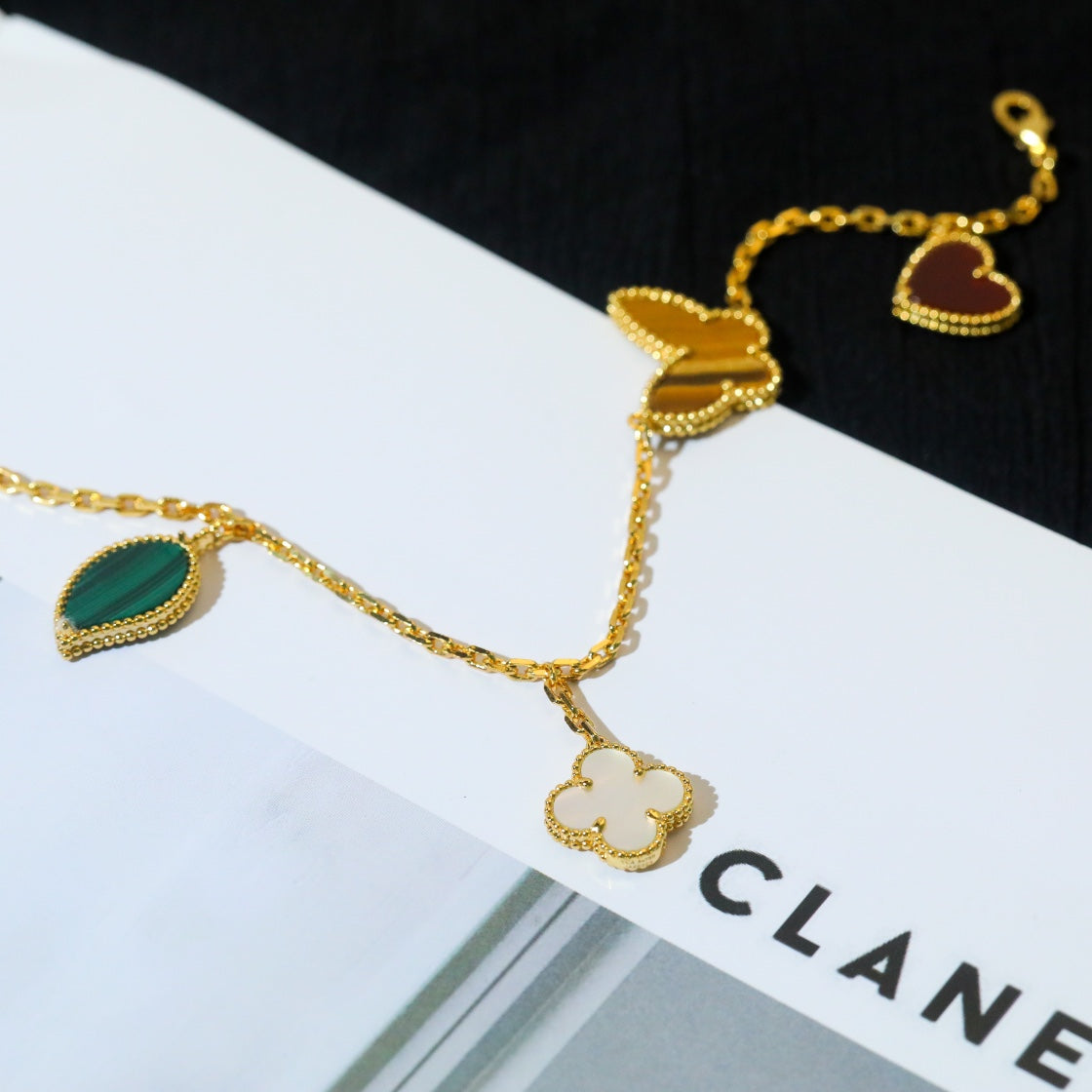[Glitter Jewelry]LUCKY SPRING 5 MOTIF GOLD BRACELET