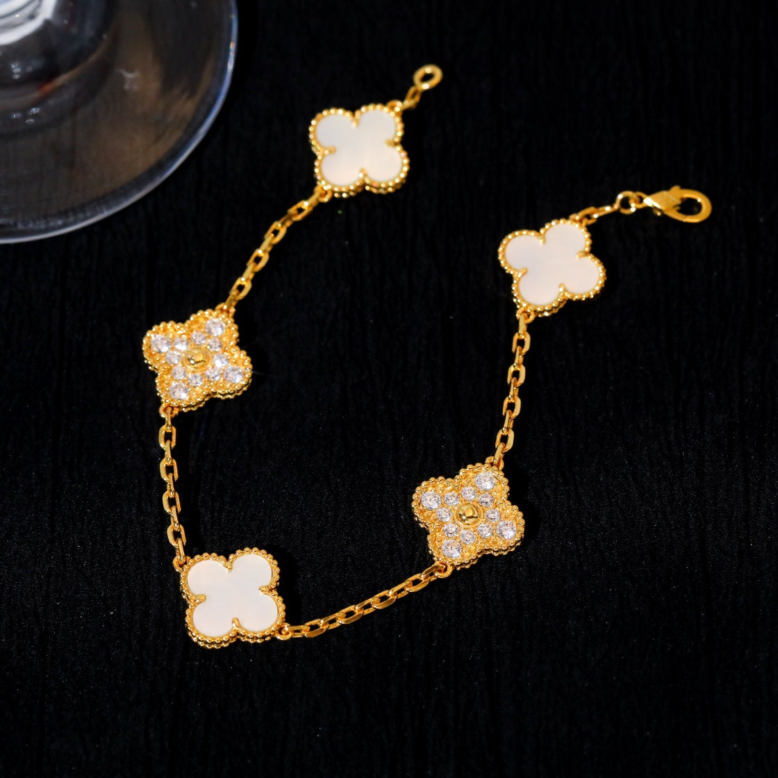 [Glitter Jewelry]CLOVER BRACELET 5 MOTIF WHITE MOP DIAMOND