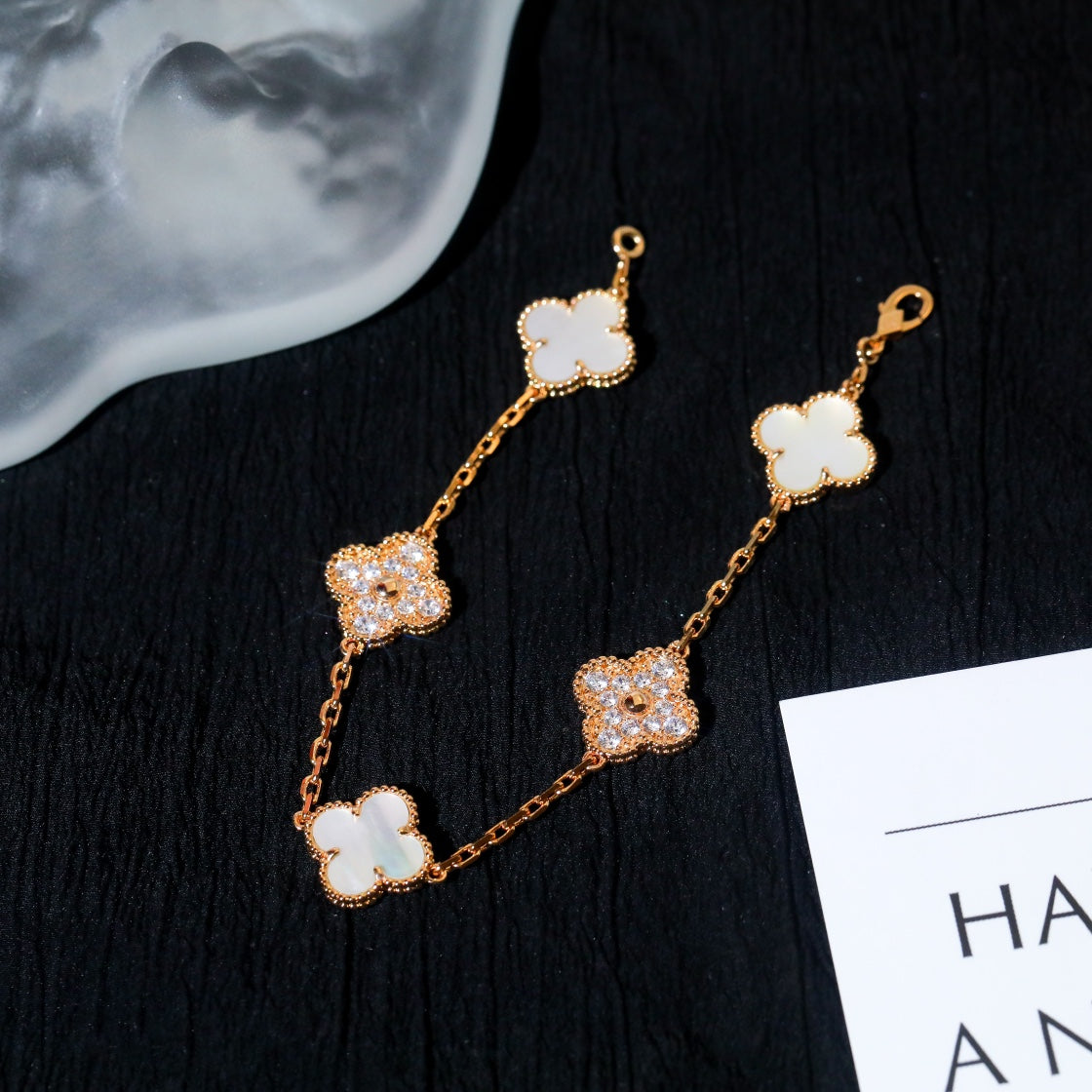 [Glitter Jewelry]CLOVER BRACELET 5 MOTIF WHITE MOP DIAMOND