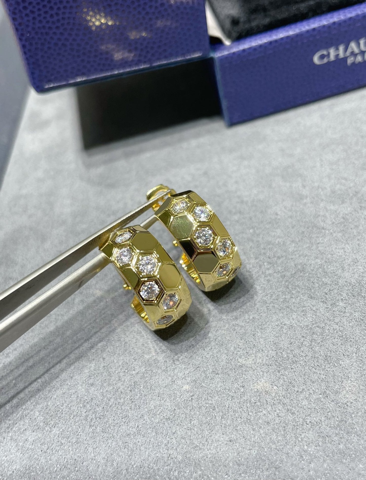 [Glitter Jewelry]BEE LOVE DIAMOND HOOP EARRINGS