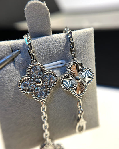 [Glitter Jewelry]CLOVER 5 MOTIF SILVER DIAMOND BRACELET