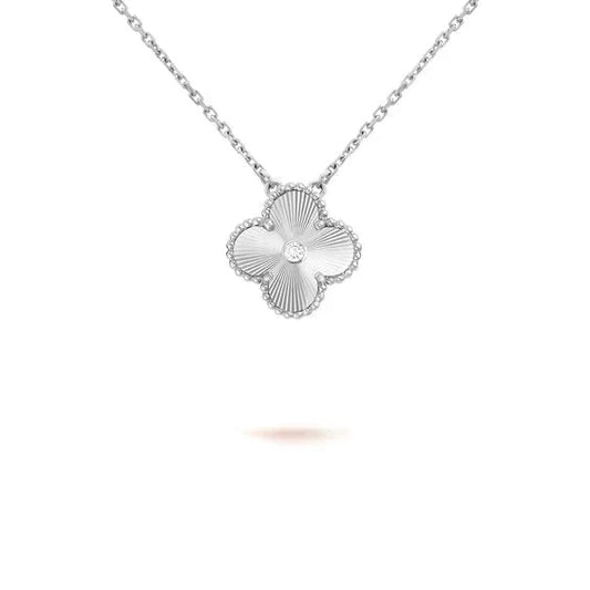 [Glitter Jewelry]CLOVER  15MM DIAMOND LASER NECKLACE SILVER