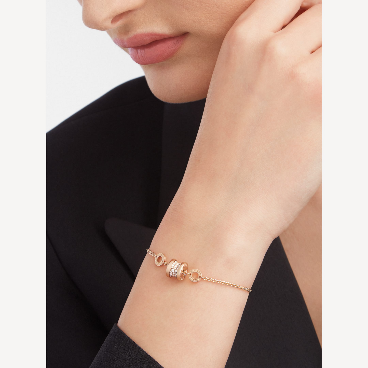 [Glitter Jewelry]ZERO 1 SOFT PINK GOLD WITH PAVED DIAMONDS ON THE SPIRAL BRACELET