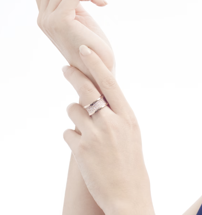 [Glitter Jewelry]ZERO 1 WITH PAVED DIAMONDS ON THE SPIRAL RING