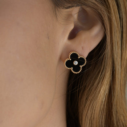 [Glitter Jewelry]CLOVER MEDIUM 1 MOTIFS ONYX DIAMOND EARRINGS