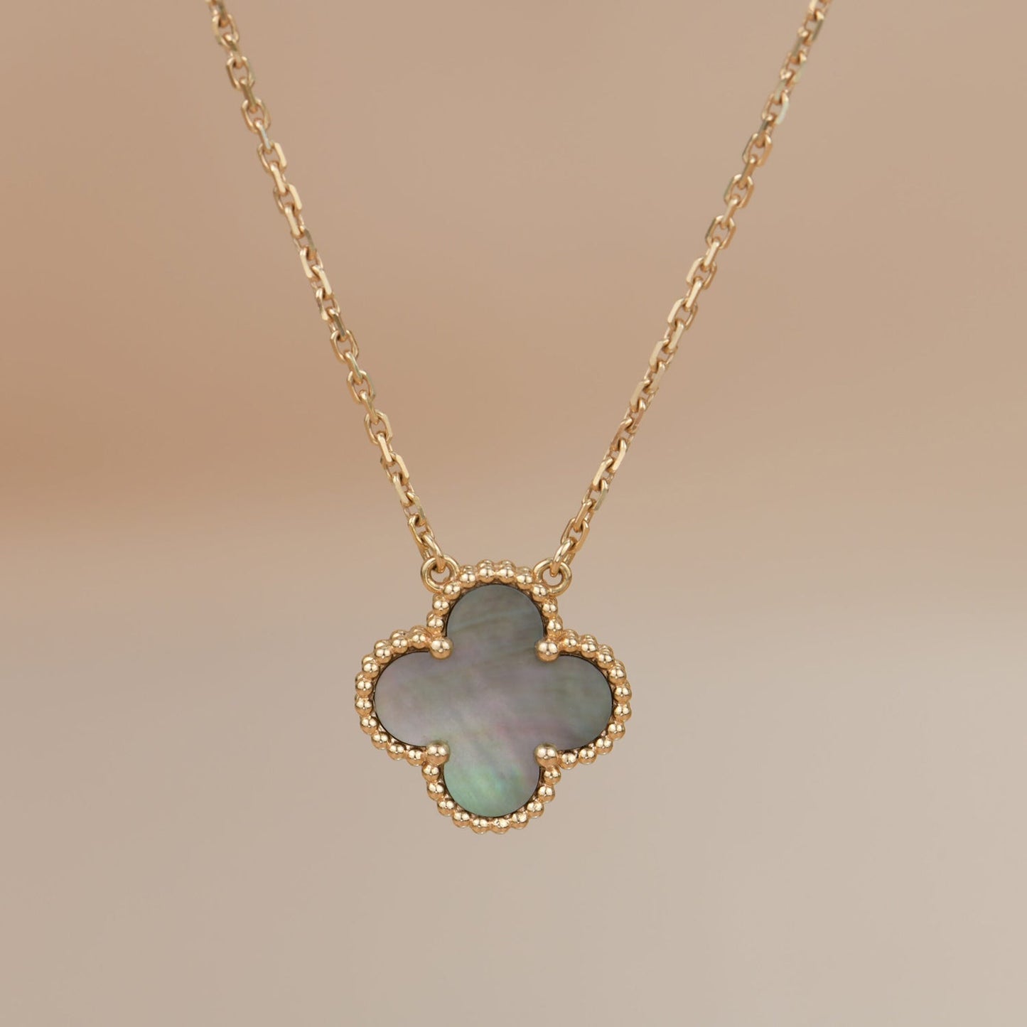[Glitter Jewelry]CLOVER 15MM  GRAY MOTHER OF PEARL NECKLACE