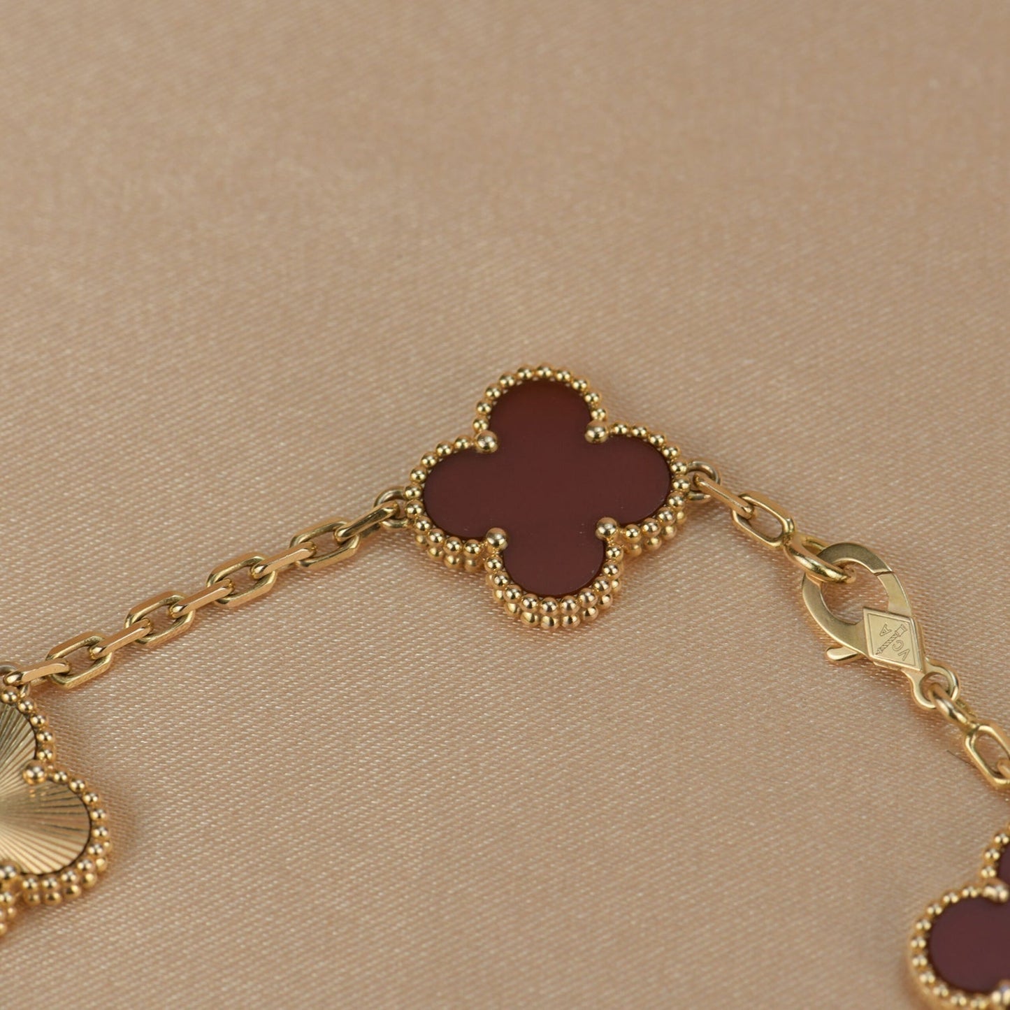 [Glitter Jewelry]CLOVER  5 MOTIFS CARNELIAN GOLD BRACELET