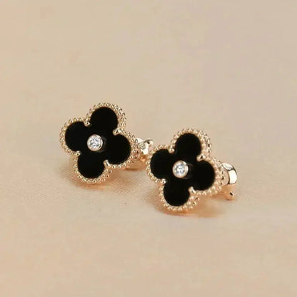 [Glitter Jewelry]CLOVER MEDIUM 1 MOTIFS ONYX DIAMOND EARRINGS