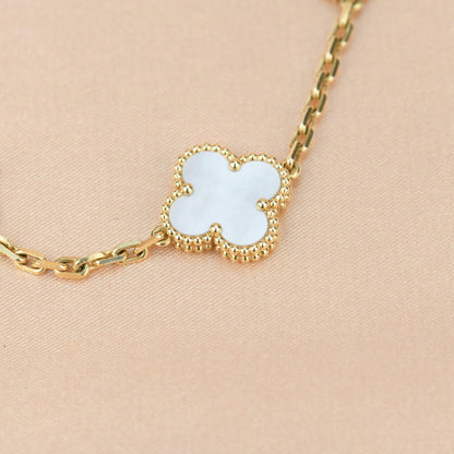 [Glitter Jewelry]CLOVER  5 MOTIF WHITE MOP BRACELET
