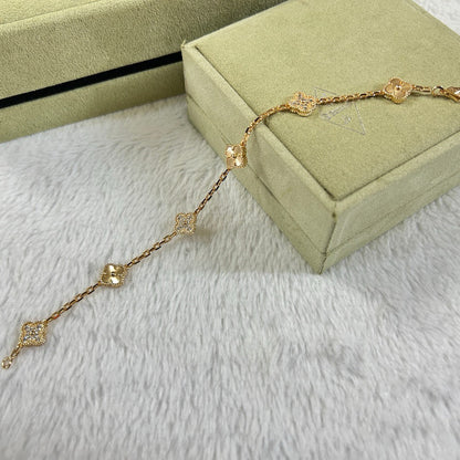 [Glitter Jewelry]CLOVER 6 MOTIF DIAMOND LASER BRACELET